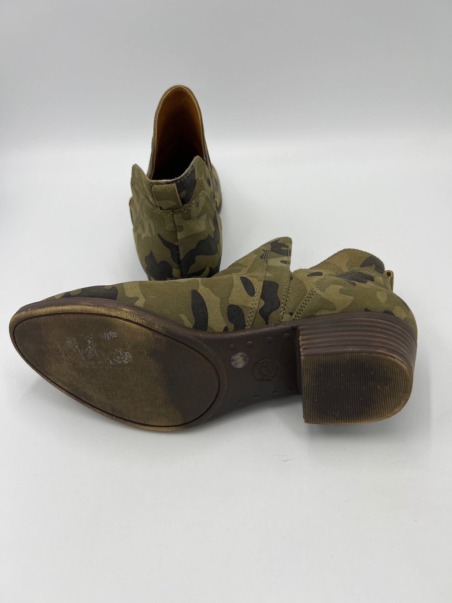 Boots Ankle Heels By Lucky Brand In Camouflage Print, Size: 9.5