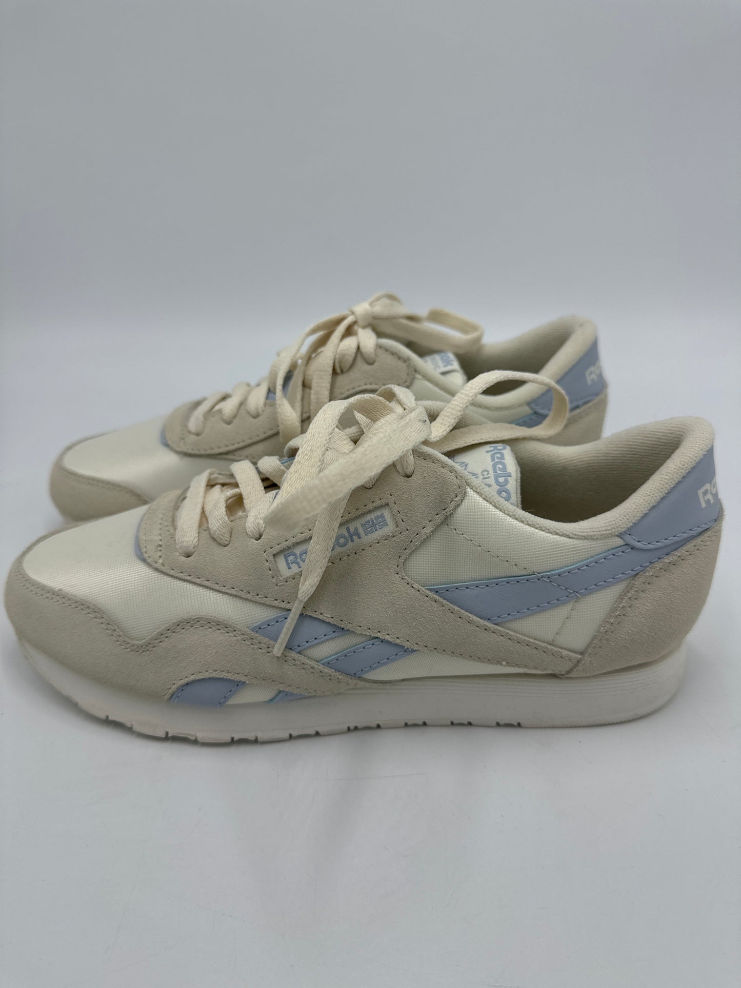 Shoes Athletic By Reebok In Cream, Size: 8