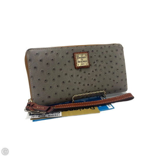 Wallet / Wristlet Designer By Dooney And Bourke