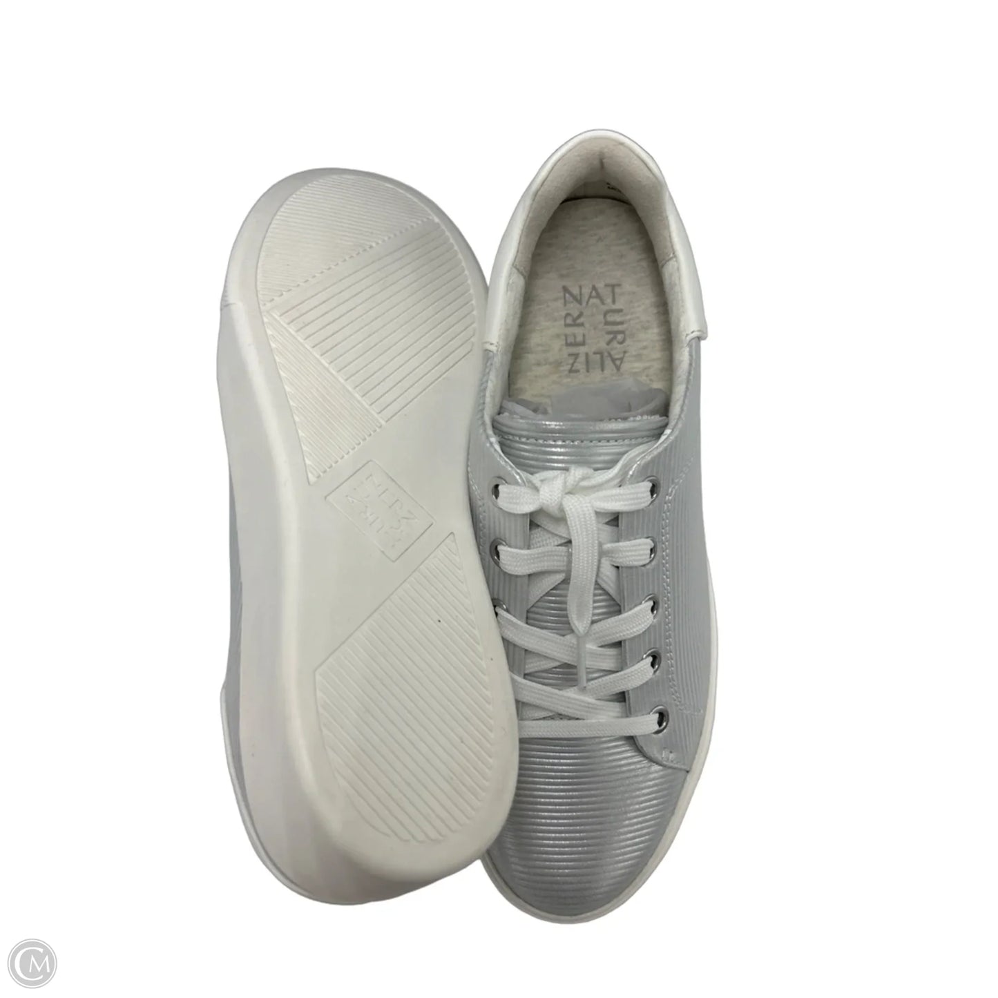 Shoes Athletic By Naturalizer In Silver, Size: 8