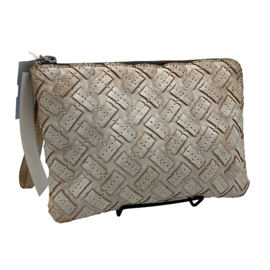 Wristlet Designer By Patricia Nash