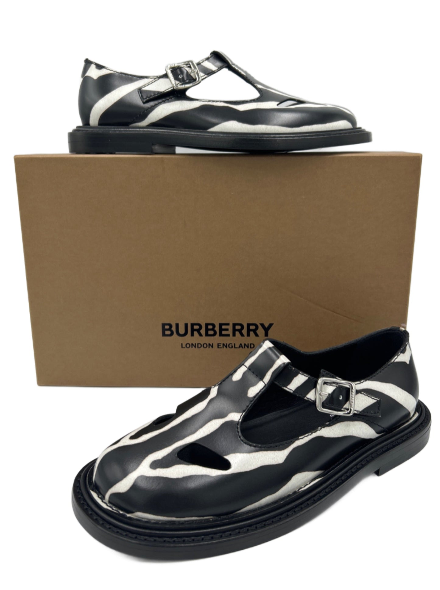 Like New! Burberry Zebra Print Hannie Shoes  Size: 6