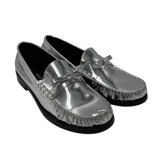 Like New! Shoes Designer By Stuart Weitzman In Silver, Size: 7.5