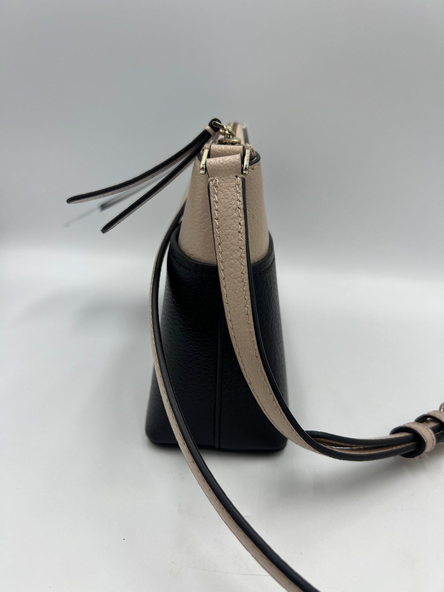 Like New! Crossbody Designer By Kate Spade