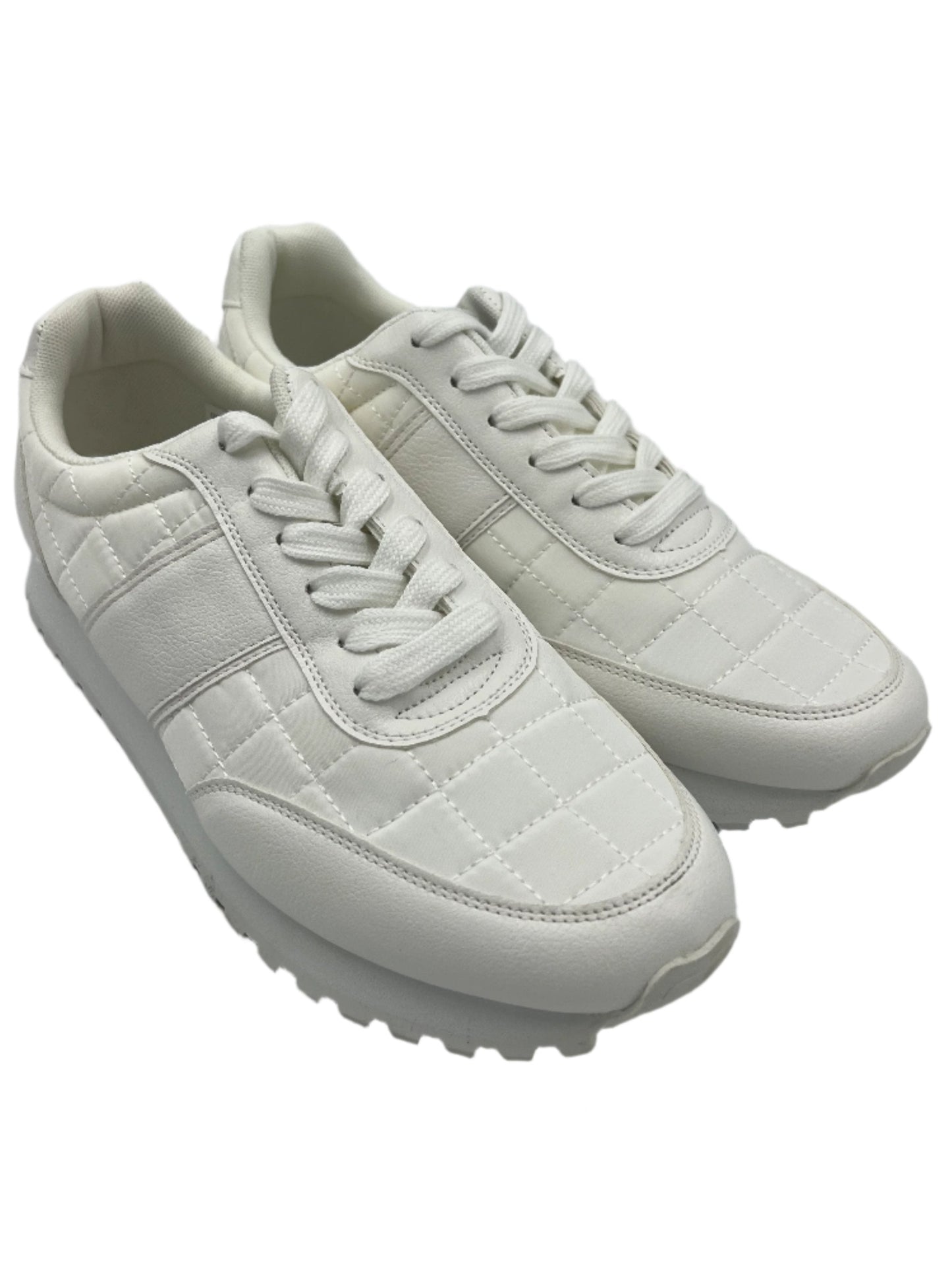 Shoes Athletic By Dirty Laundry In White, Size: 9