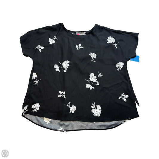 Top Short Sleeve By Vince Camuto In Black & White, Size: 1x