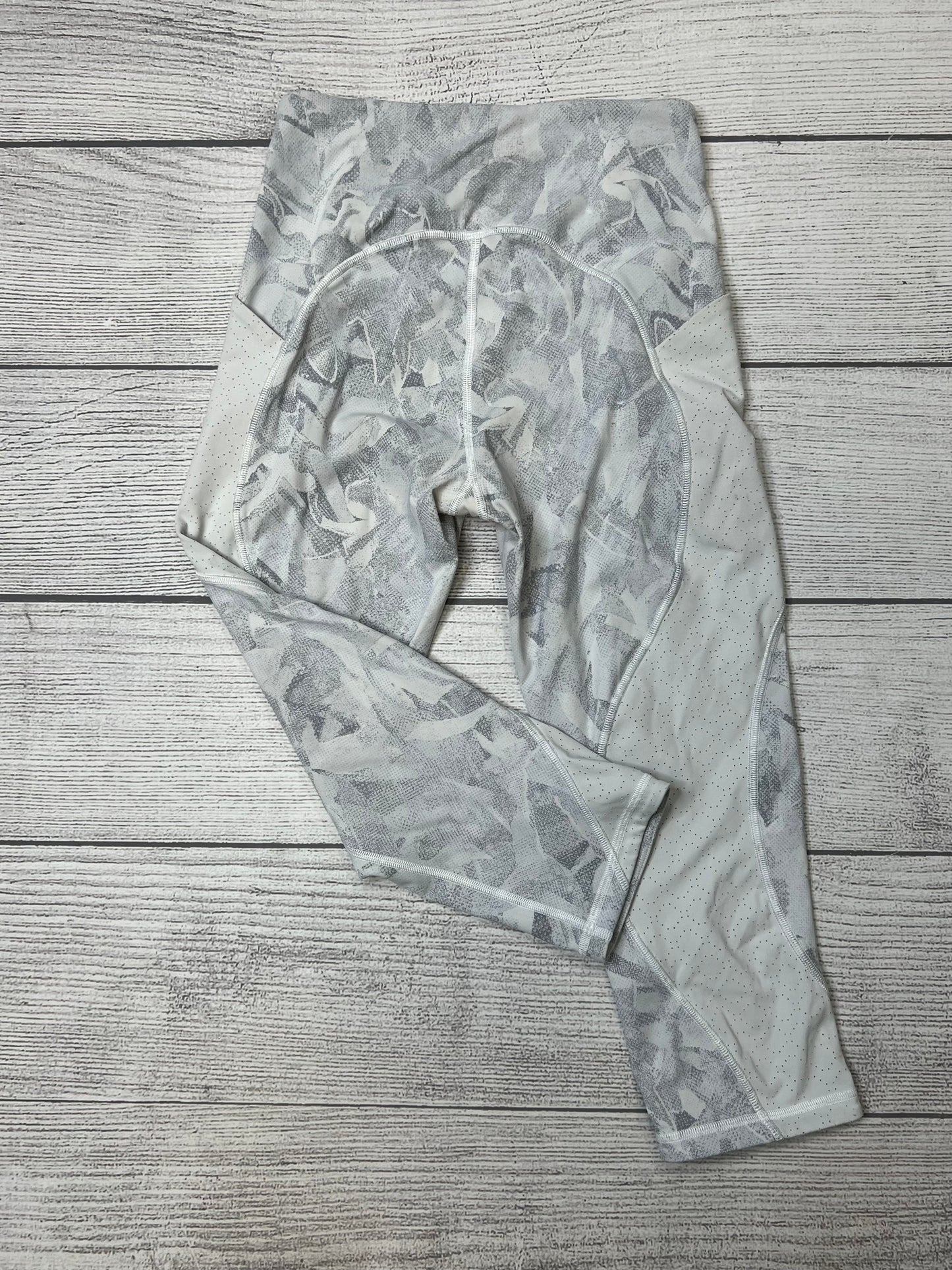 Athletic Capris By Lululemon  Size: 6