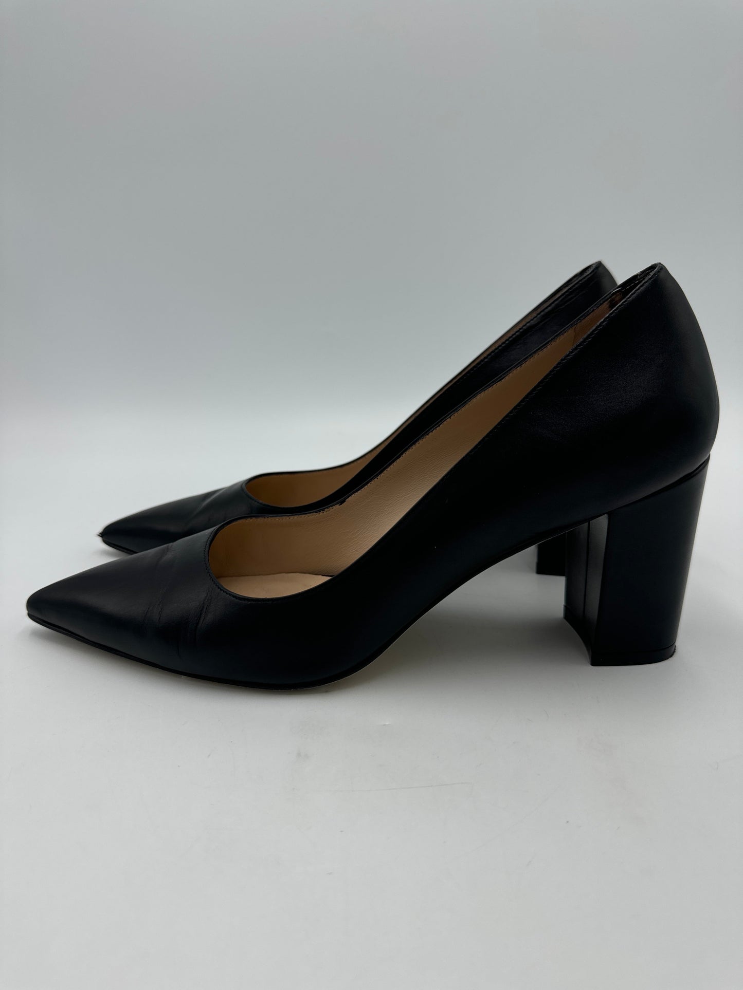 Shoes Designer By Stuart Weitzman In Black, Size: 8