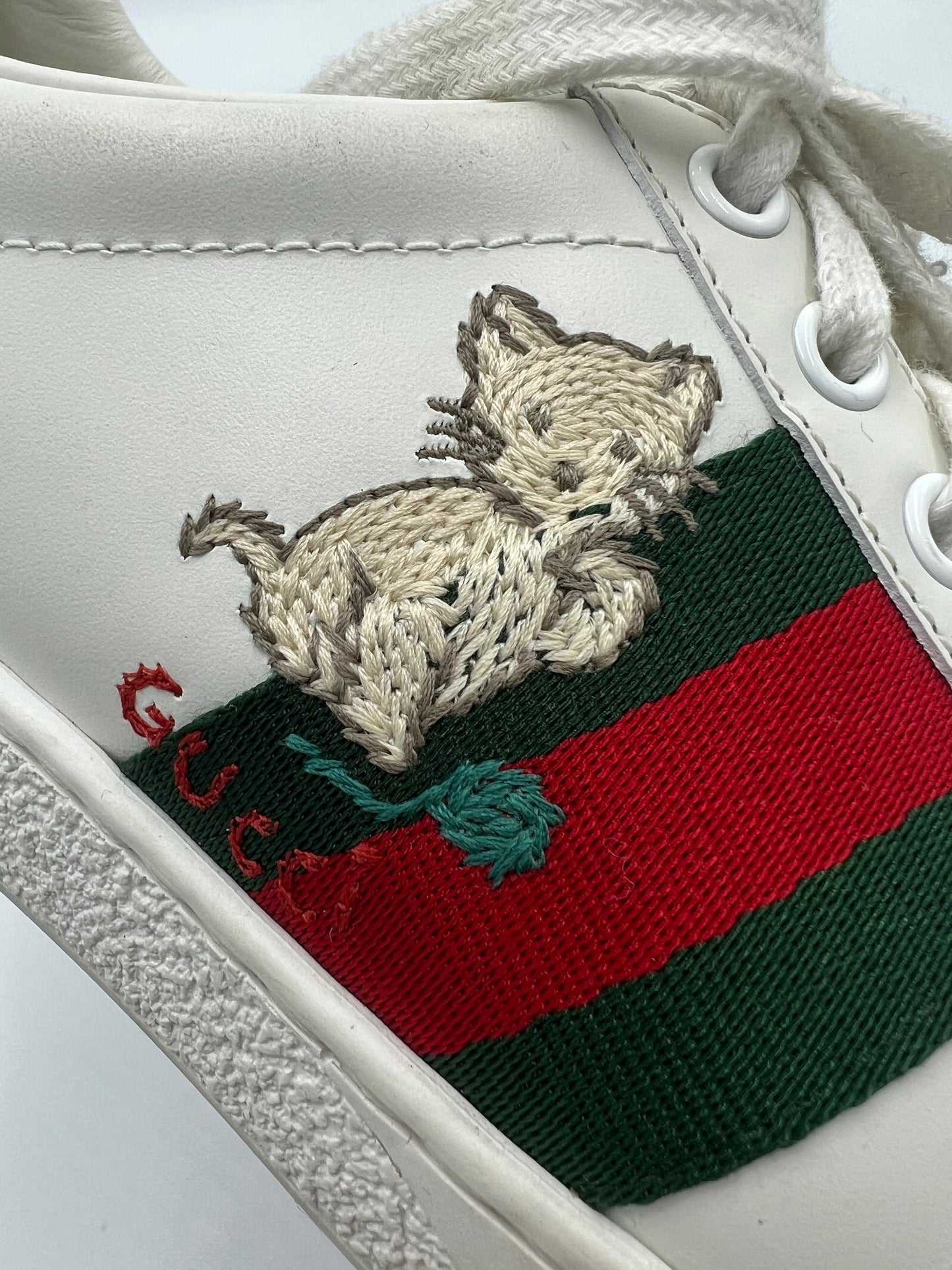 Gucci Ace Kitten Designer Sneakers Size: 6