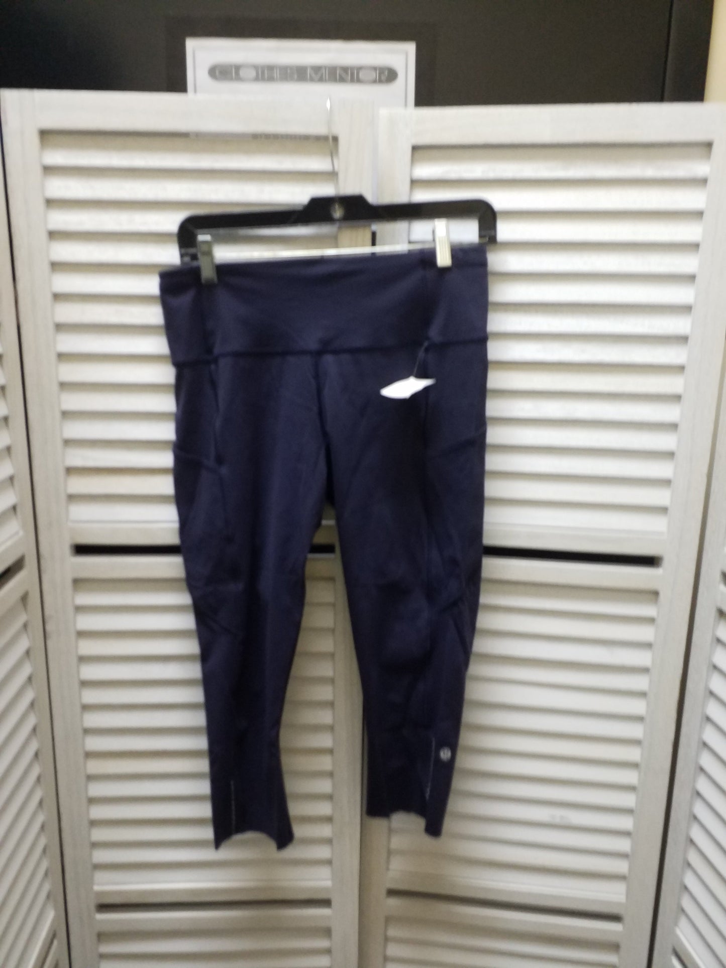 Athletic Leggings Capris By Lululemon  Size: 10