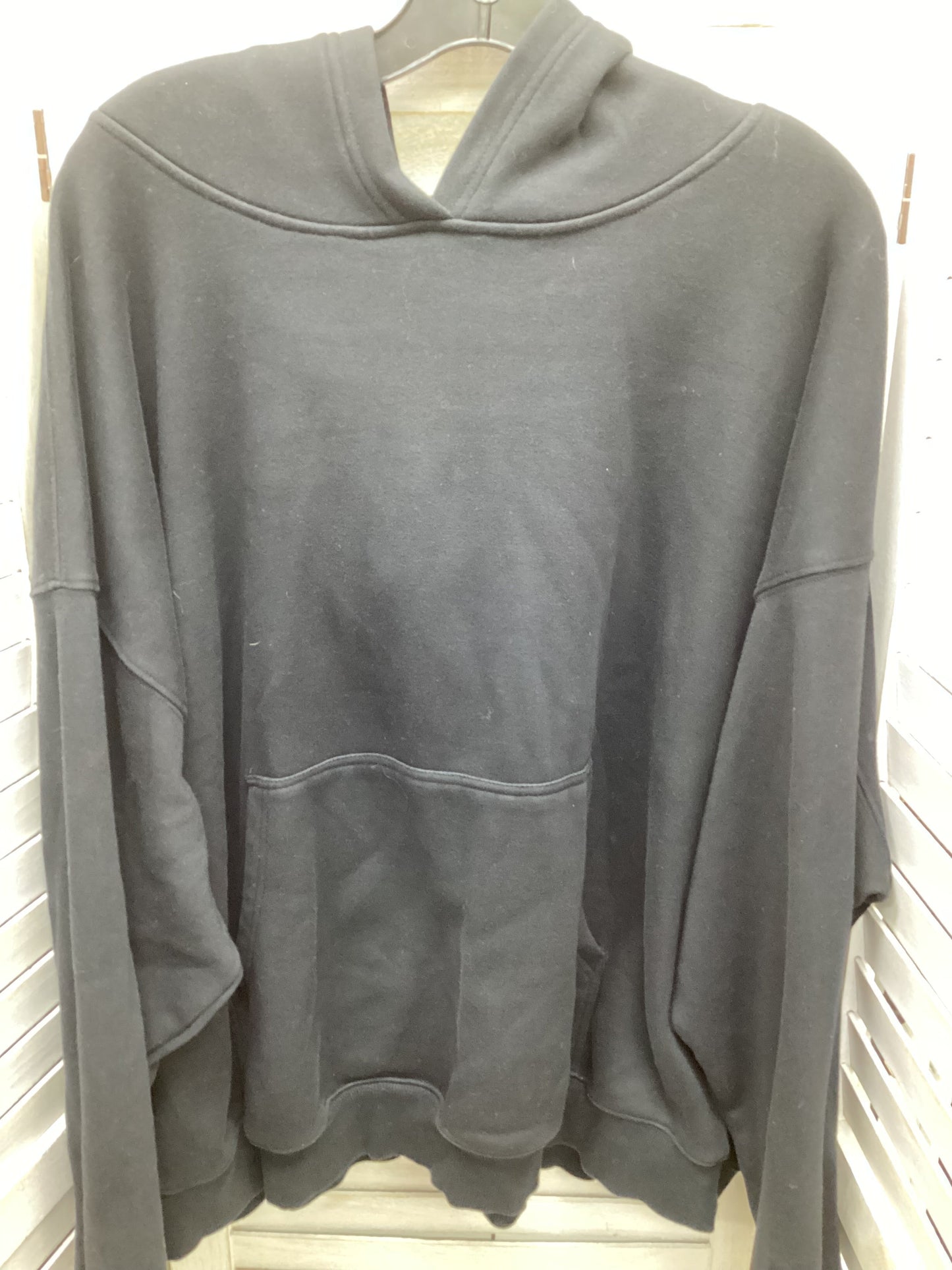 Athletic Sweatshirt Hoodie By Fabletics In Black, Size: 3x