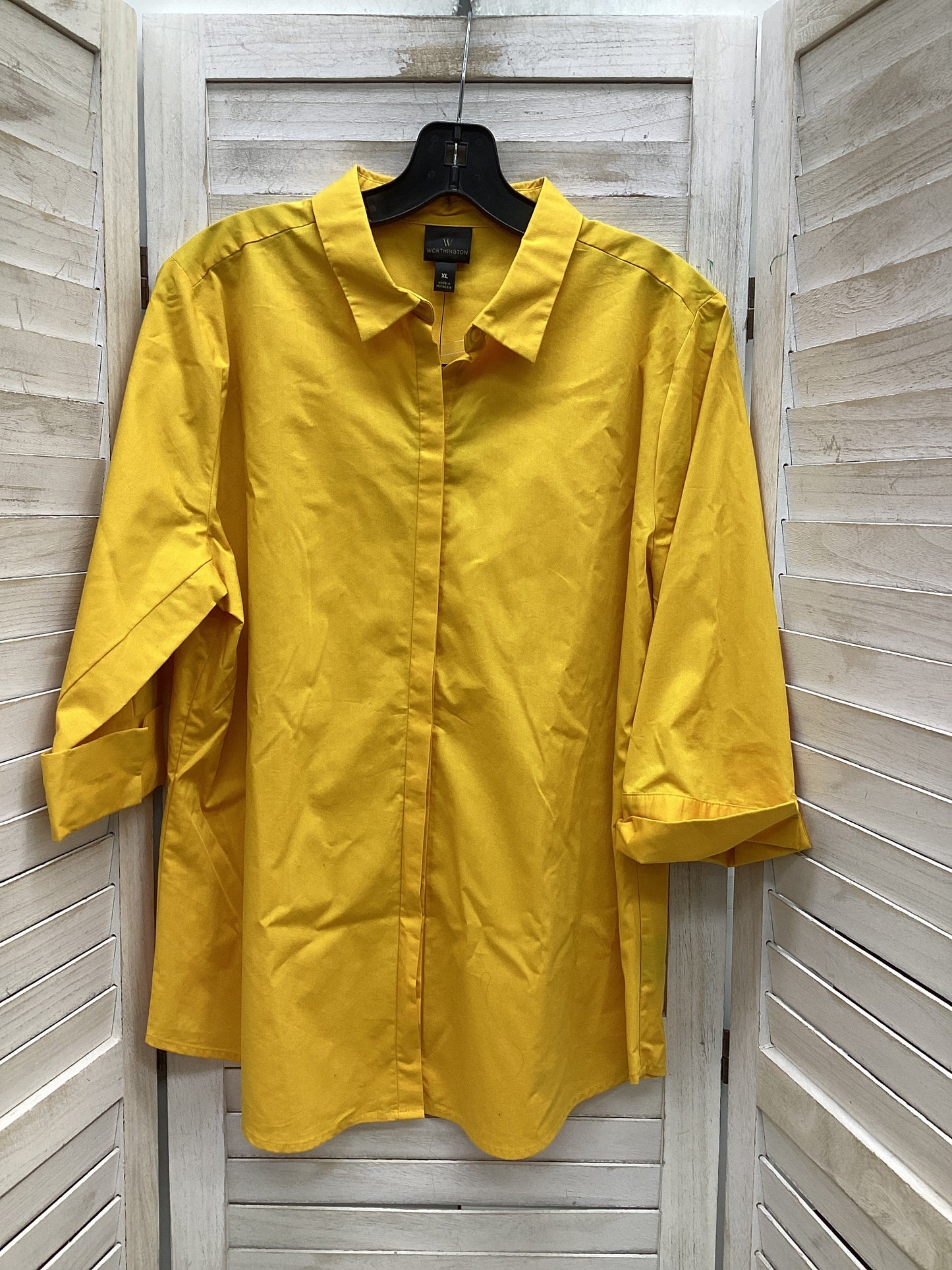 Top Long Sleeve By Worthington In Yellow, Size: Xl