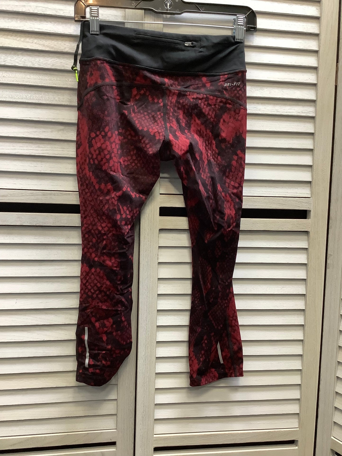 Athletic Leggings Capris By Nike Apparel In Snakeskin Print, Size: Xs