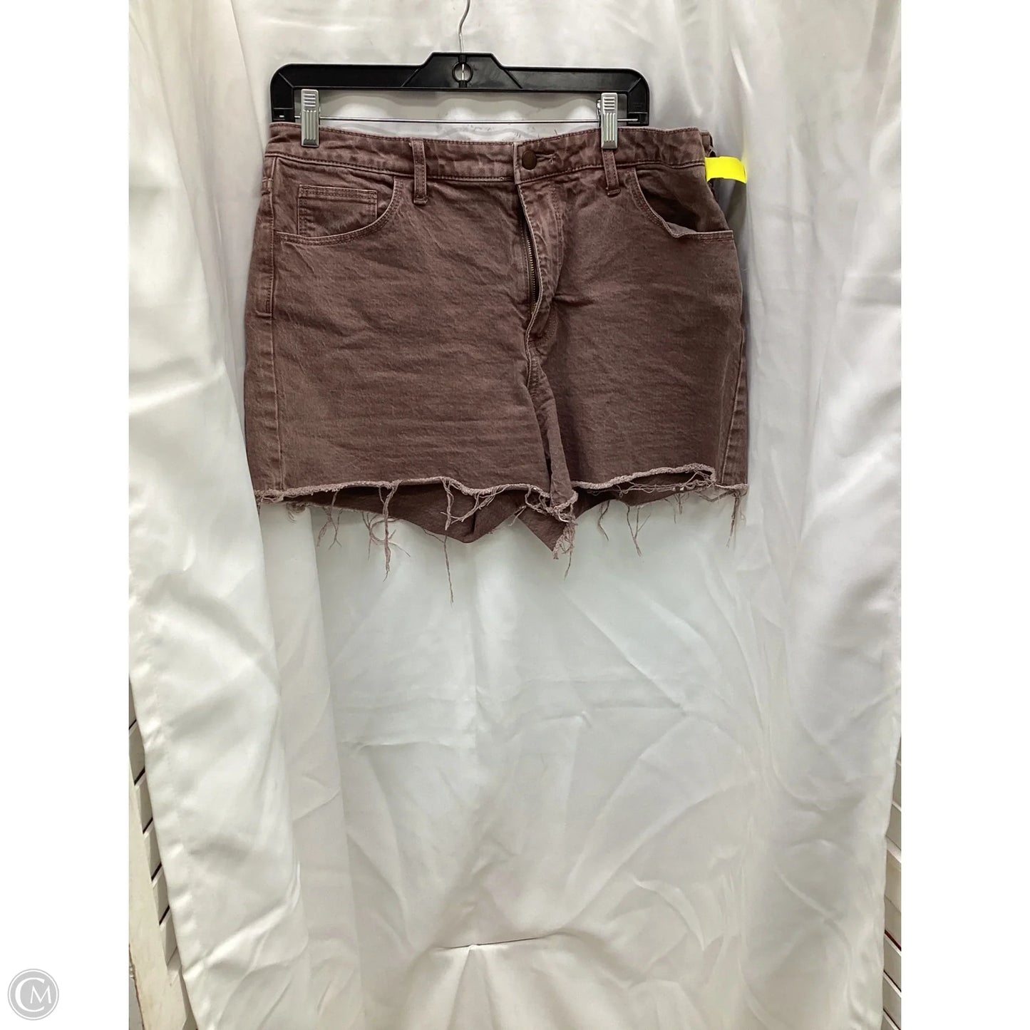 Shorts By Universal Thread In Brown, Size: 14