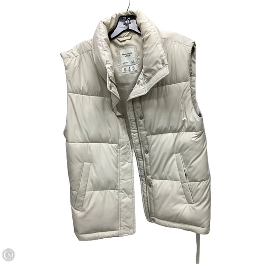 Vest Puffer & Quilted By Abercrombie And Fitch In Ivory, Size: M