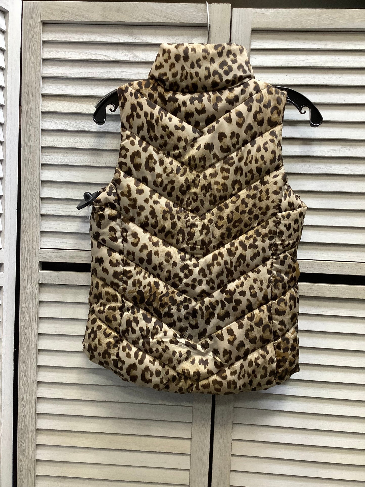 Vest Puffer & Quilted By So In Leopard Print, Size: Xs