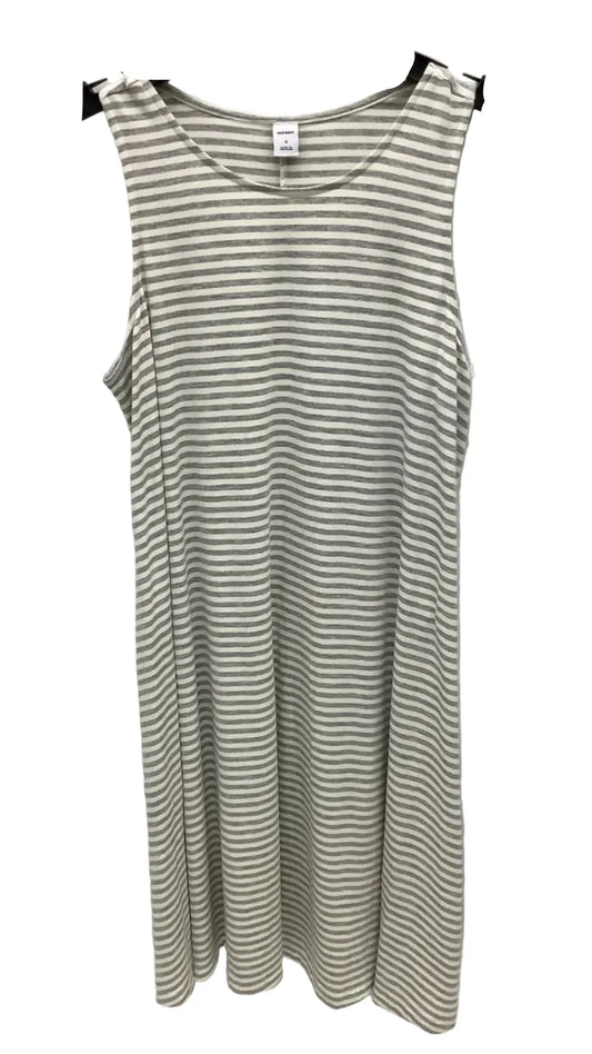 Dress Casual Midi By Old Navy In Striped Pattern, Size: S
