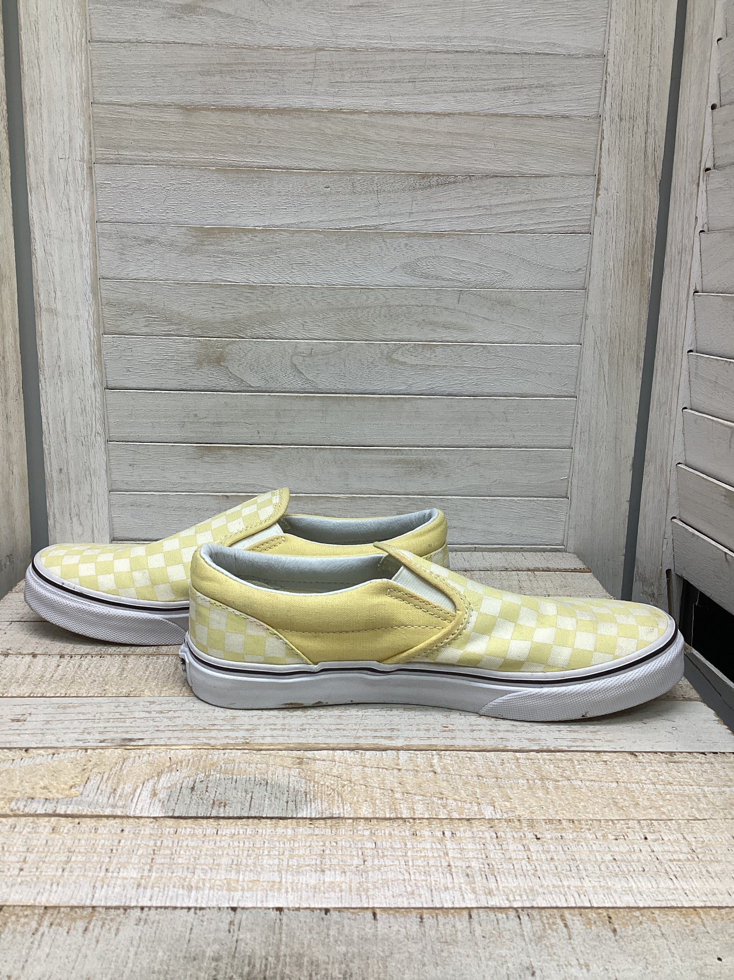 Shoes Sneakers By Vans In Yellow, Size: 5.5