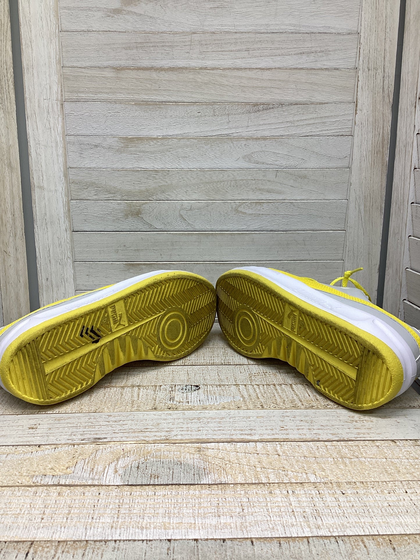 Shoes Sneakers By Puma In Yellow, Size: 6