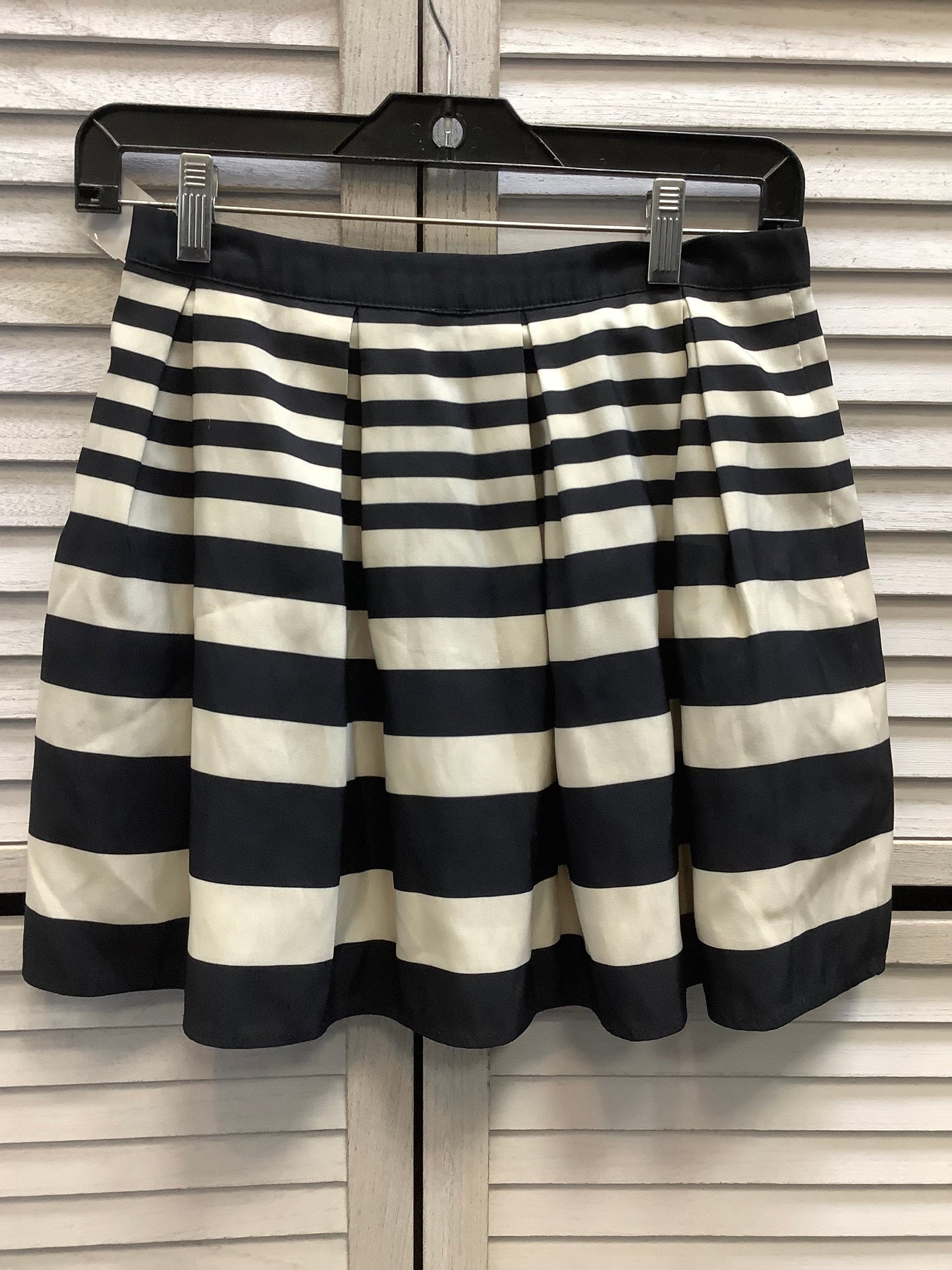 Skirt Midi By Forever 21 In Striped Pattern, Size: 4