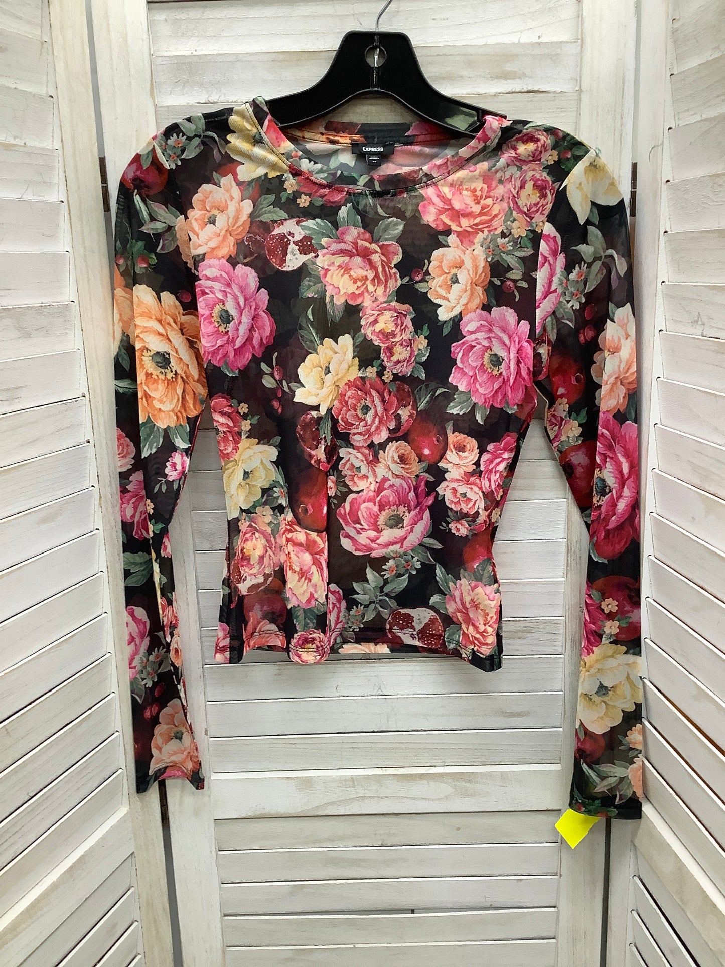 Top Long Sleeve By Express In Floral Print, Size: Xs