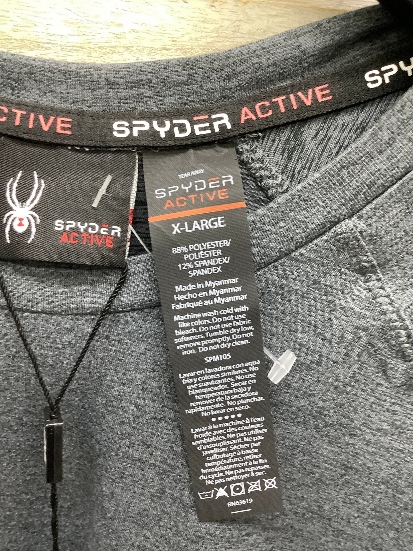 Top Long Sleeve By Spyder In Grey, Size: Xl