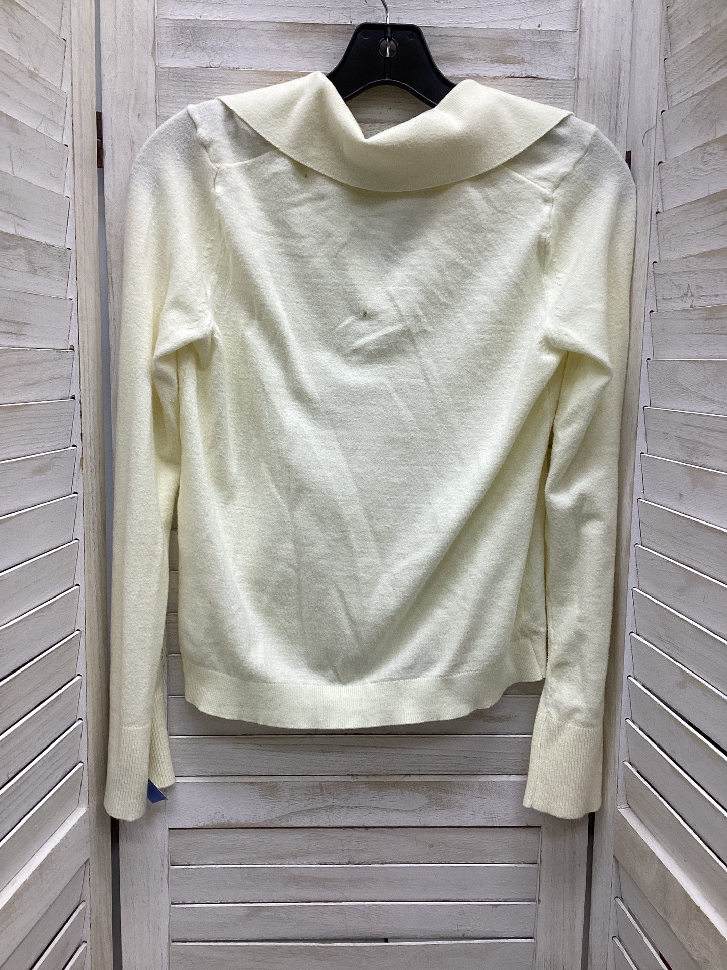 Top Long Sleeve By Free Assembly In Ivory, Size: S