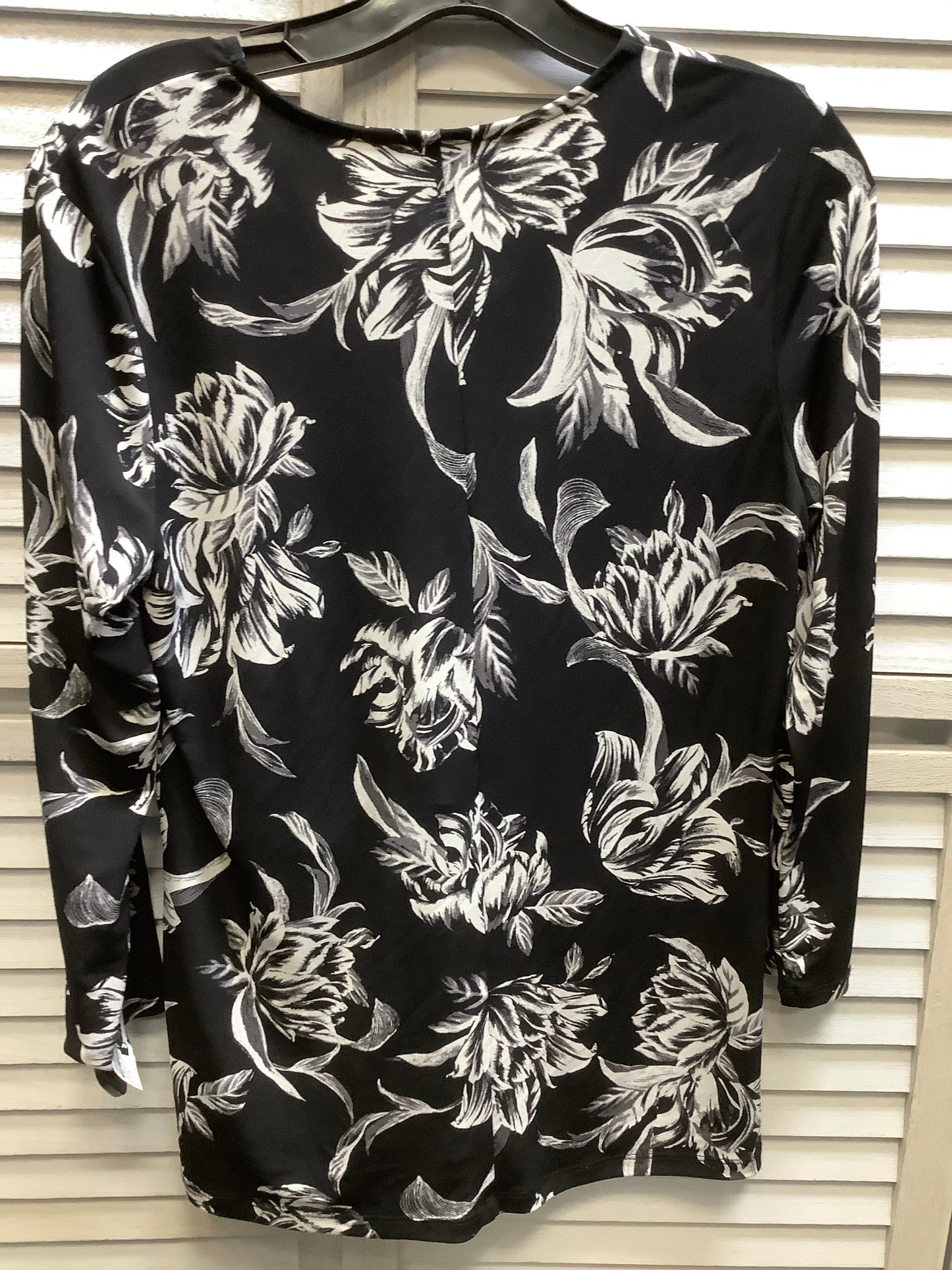 Black Floral Top Long Sleeve Basic Inc, Size S