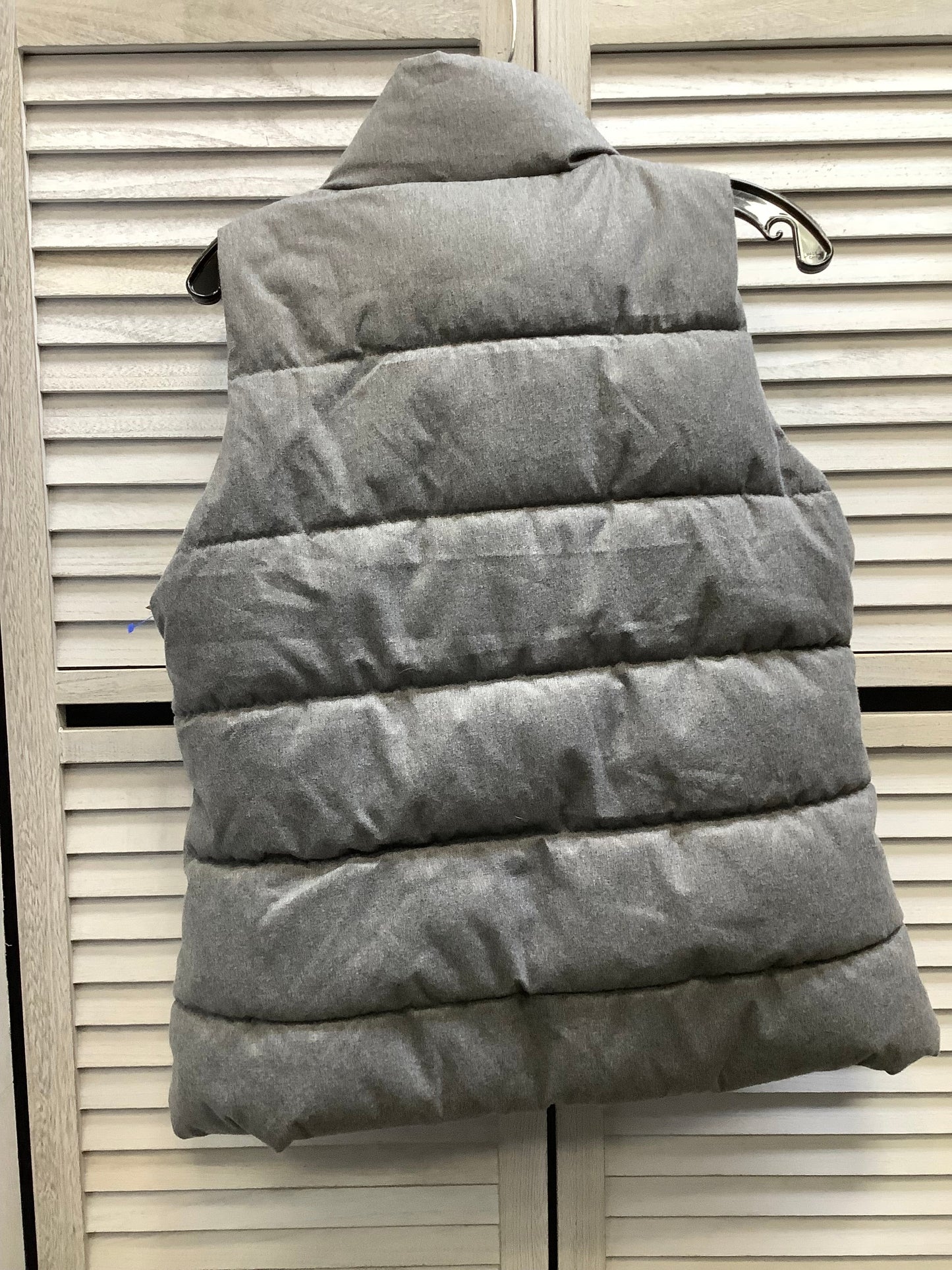 Vest Puffer & Quilted By Old Navy In Grey, Size: S