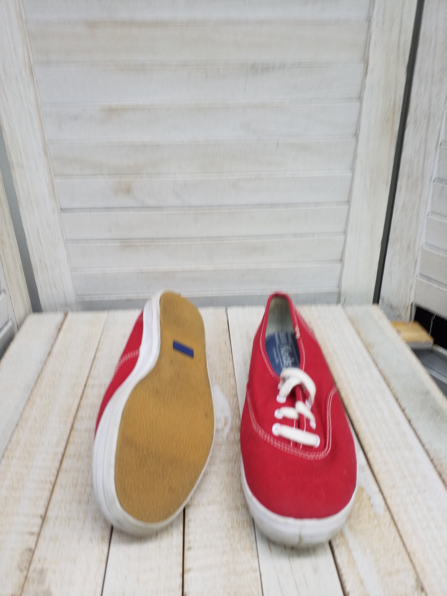 Shoes Sneakers By Keds  Size: 9