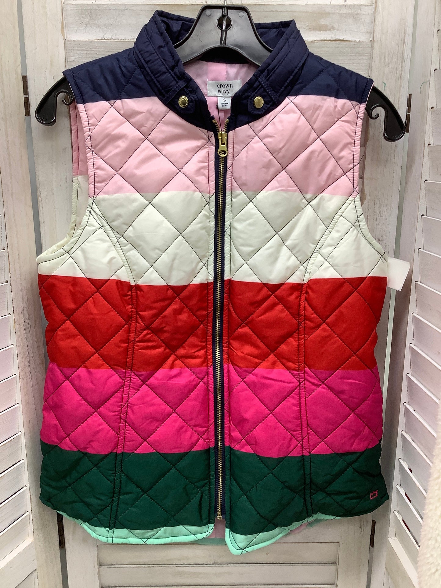 Vest Puffer & Quilted By Crown And Ivy In Striped Pattern, Size: S