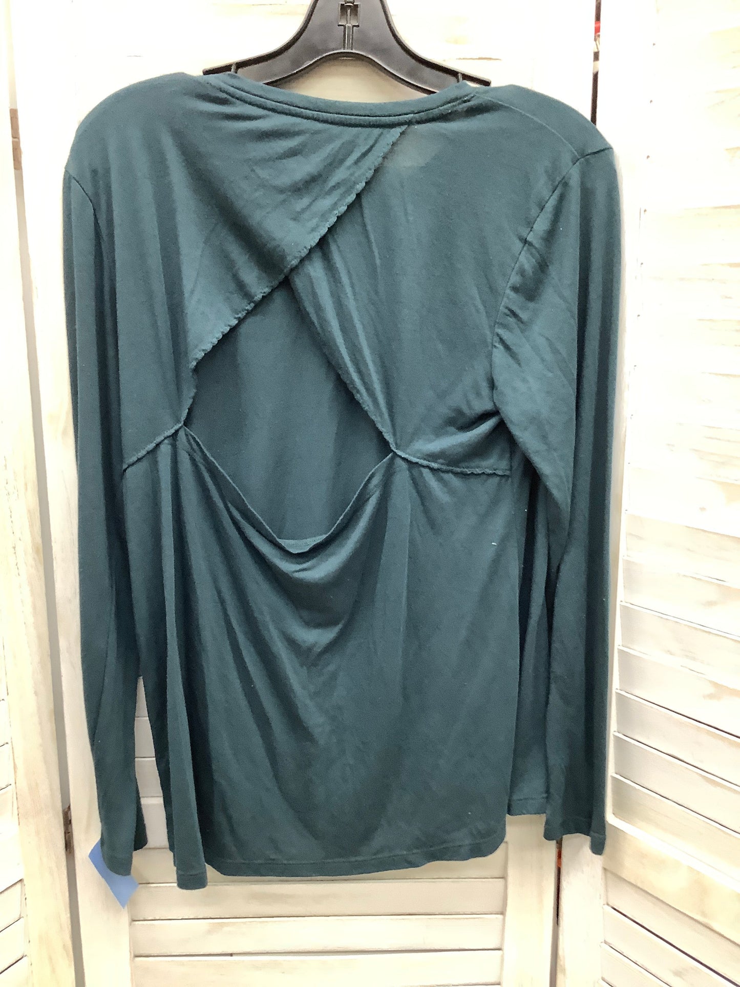 Athletic Top Long Sleeve Crewneck By Old Navy  Size: M