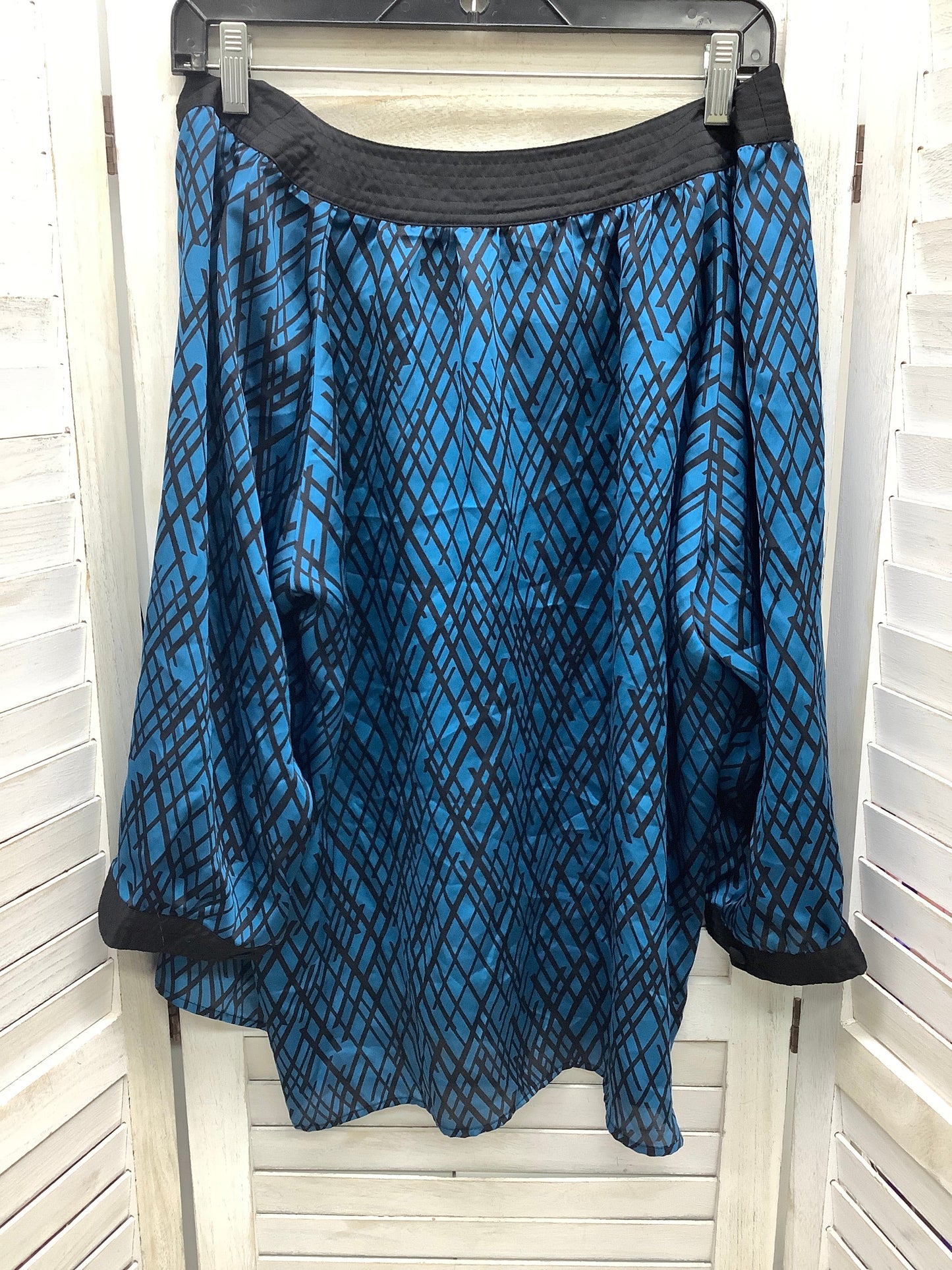 Black & Blue Top Long Sleeve Basic Covington, Size Xl