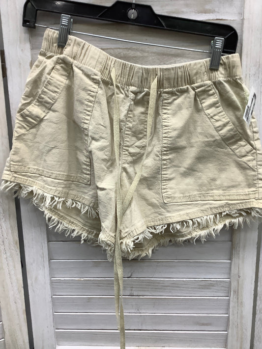 Shorts By Clothes Mentor  Size: M