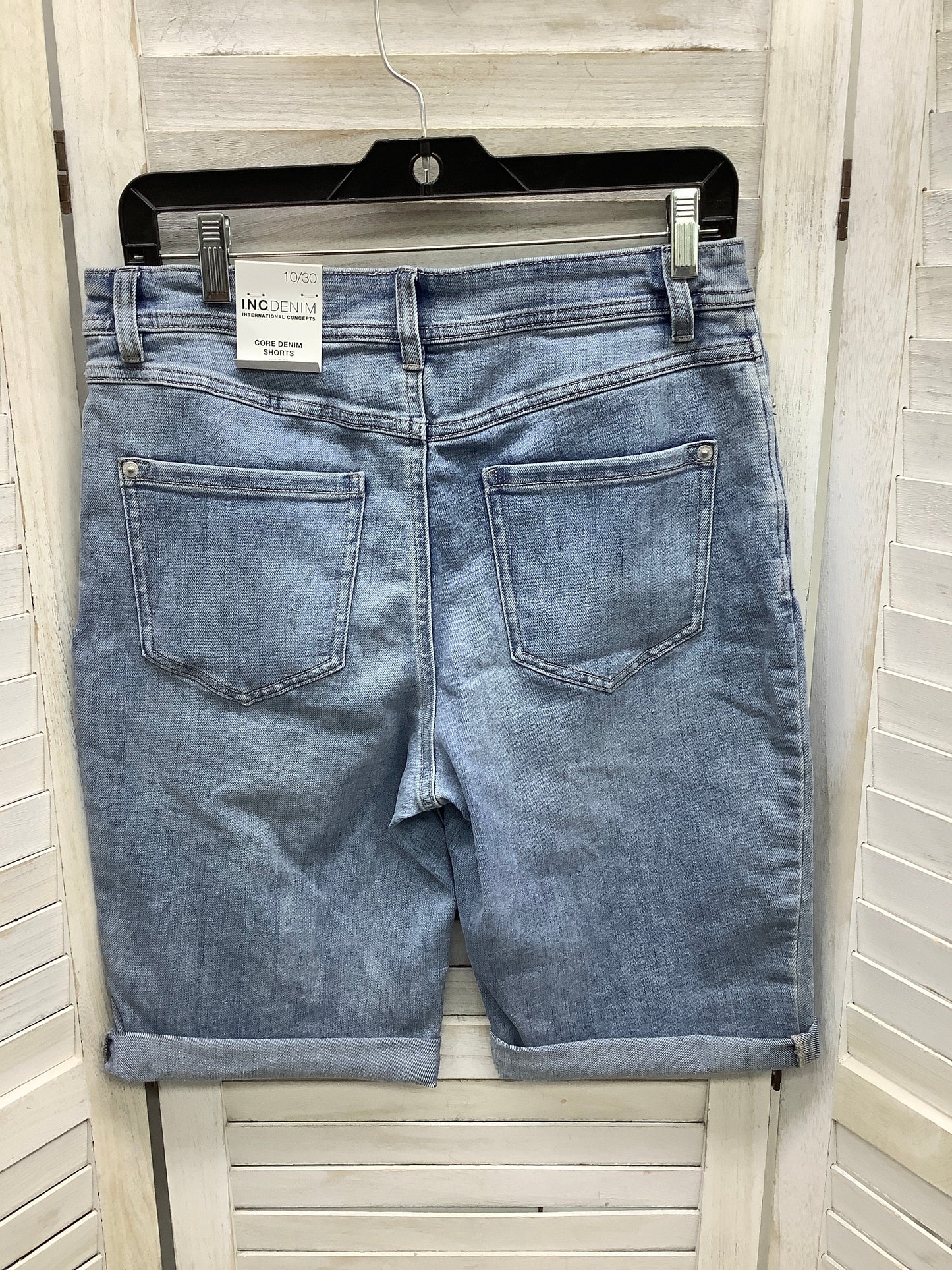 Shorts By Inc  Size: 10