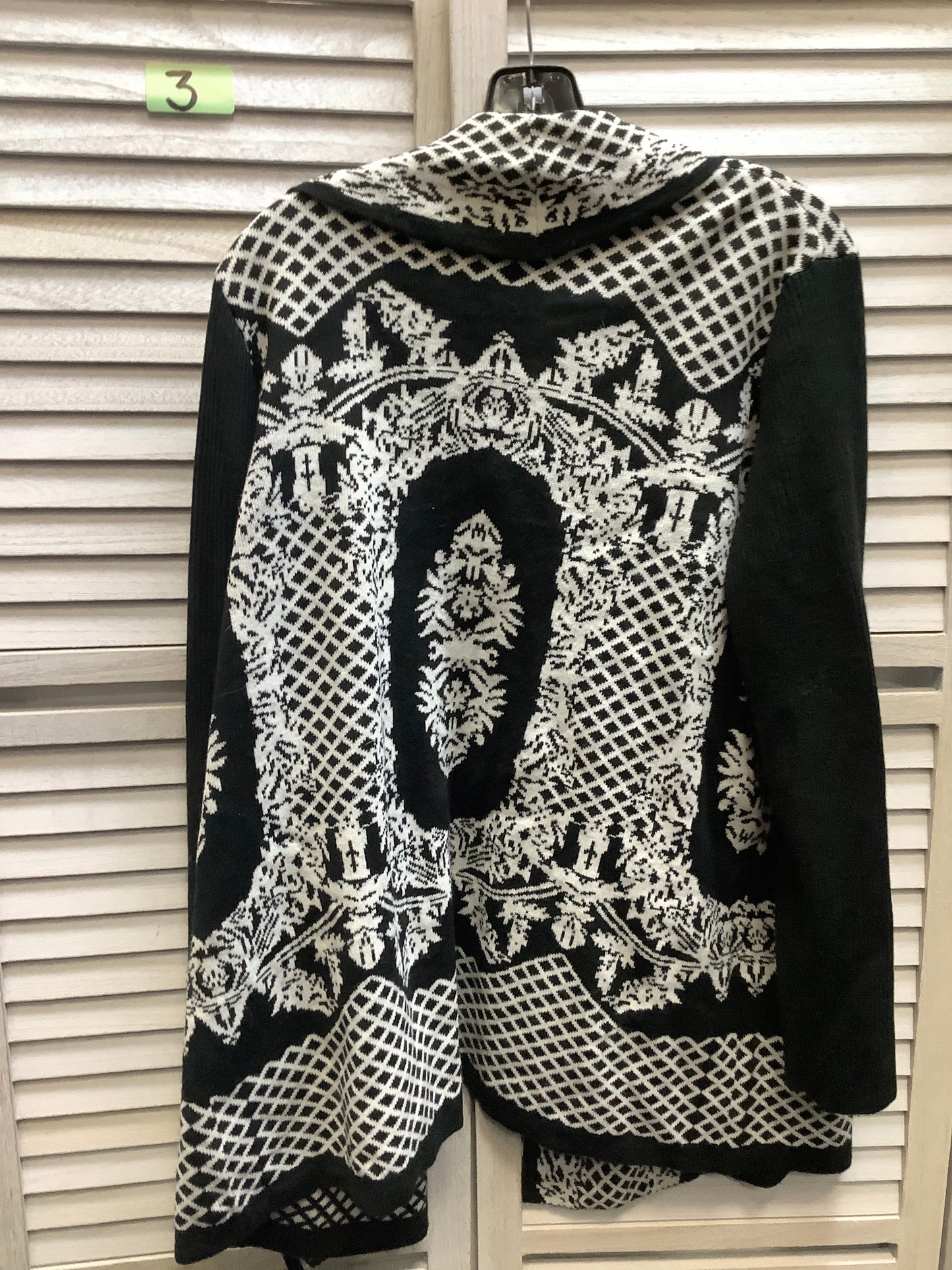 Black & White Cardigan Clothes Mentor, Size Xl