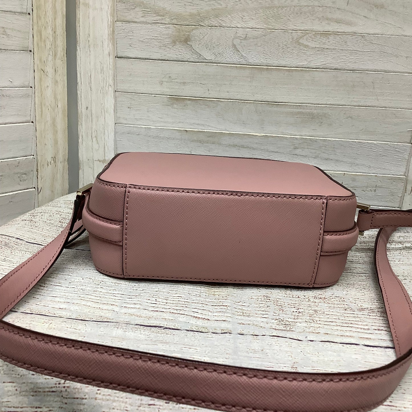 Crossbody Designer By Kate Spade  Size: Medium