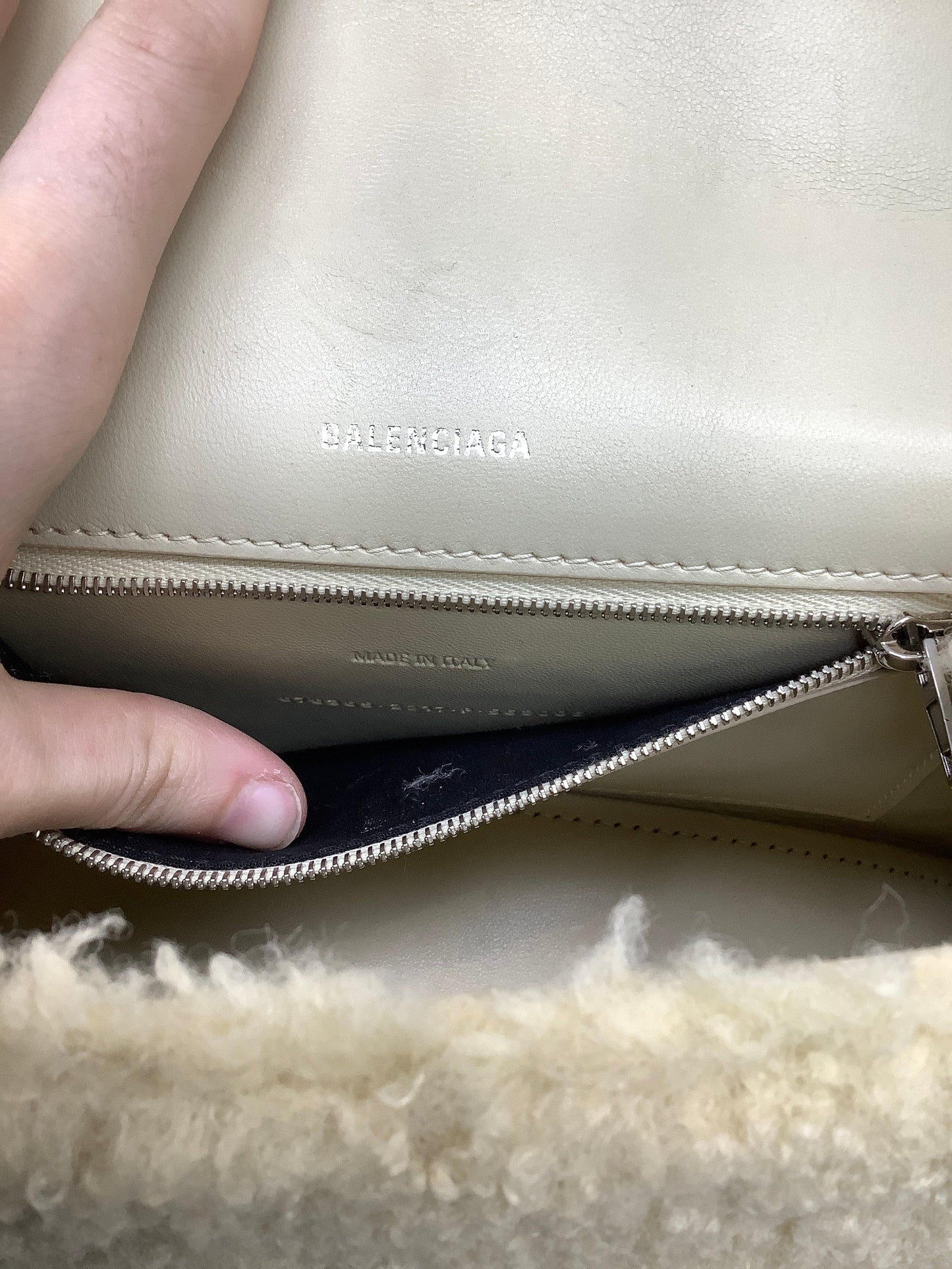 Crossbody Luxury Designer Balenciaga, Size Medium