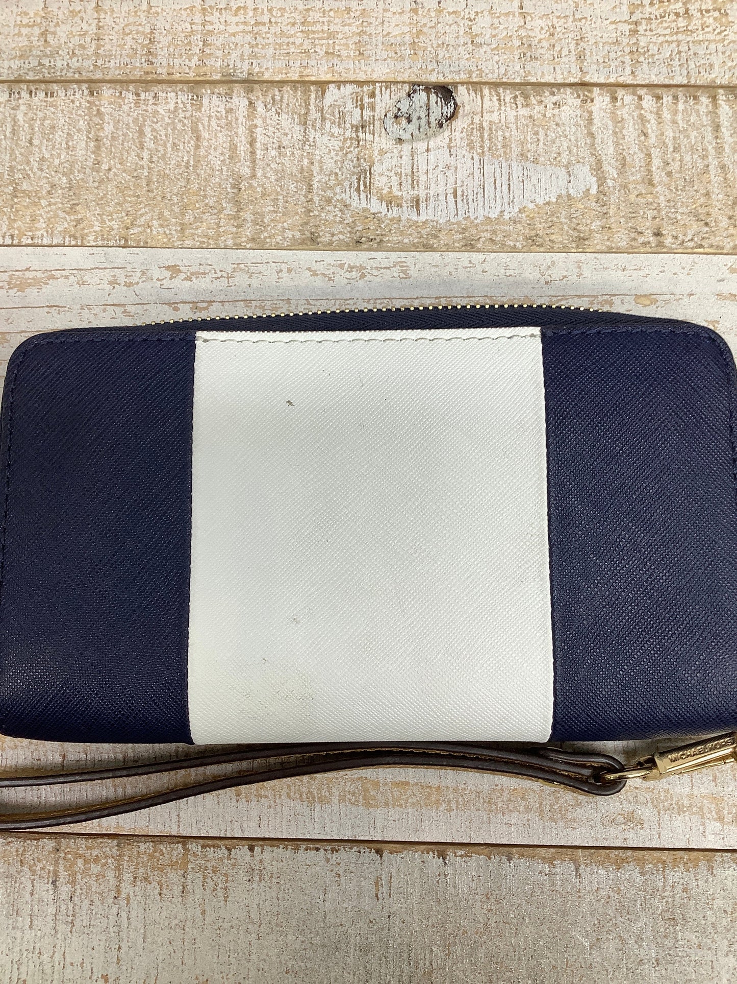 Wallet Designer By Michael Kors  Size: Medium