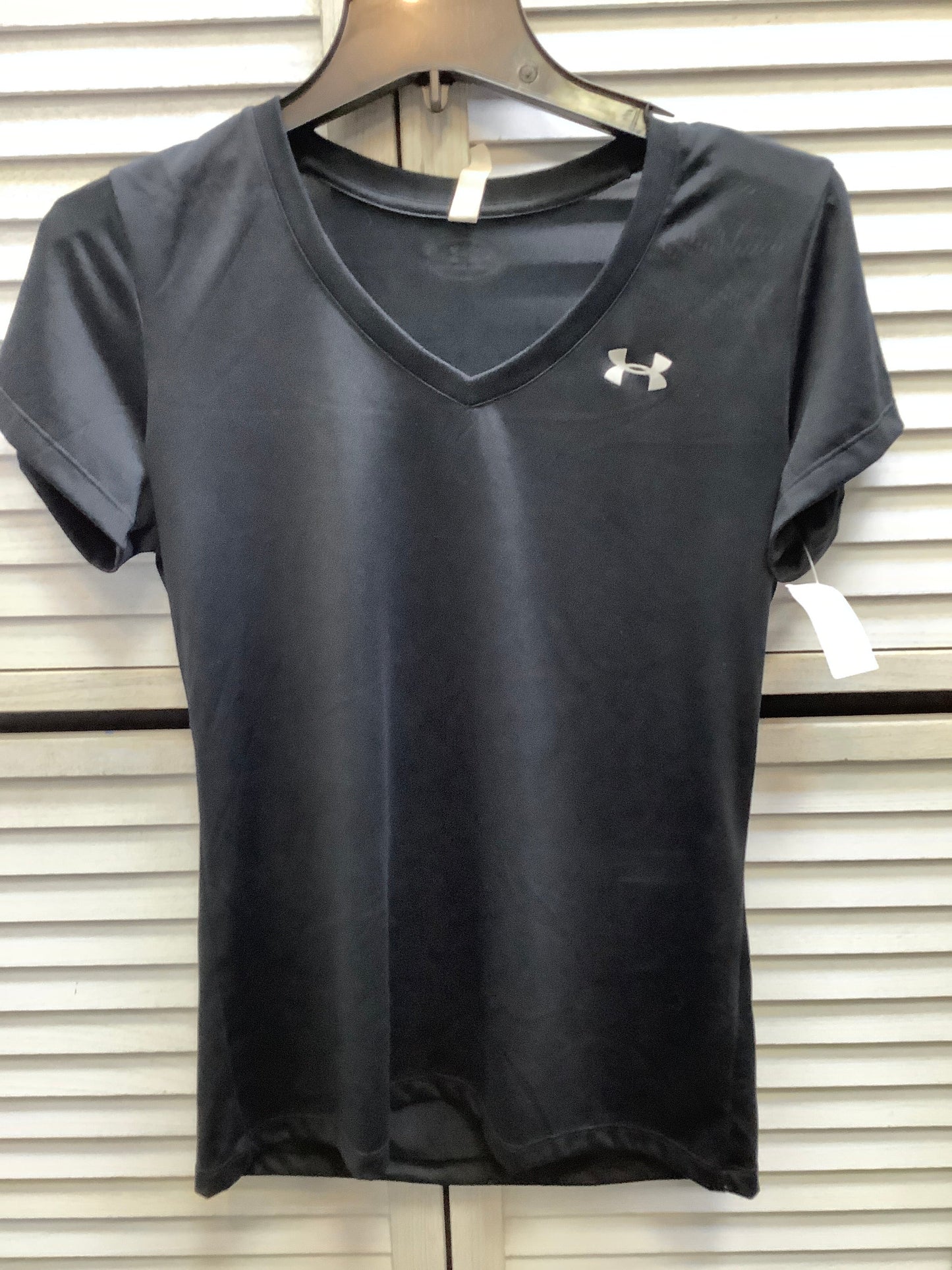 Athletic Top Short Sleeve By Under Armour In Black, Size: S