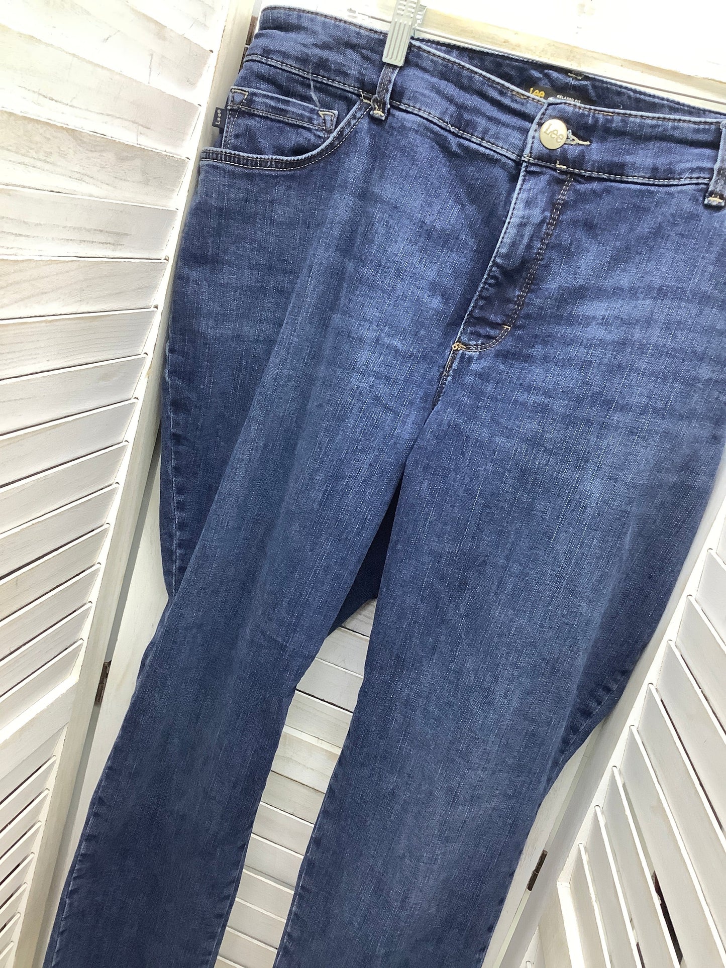 Jeans Straight By Lee In Blue Denim, Size: 18