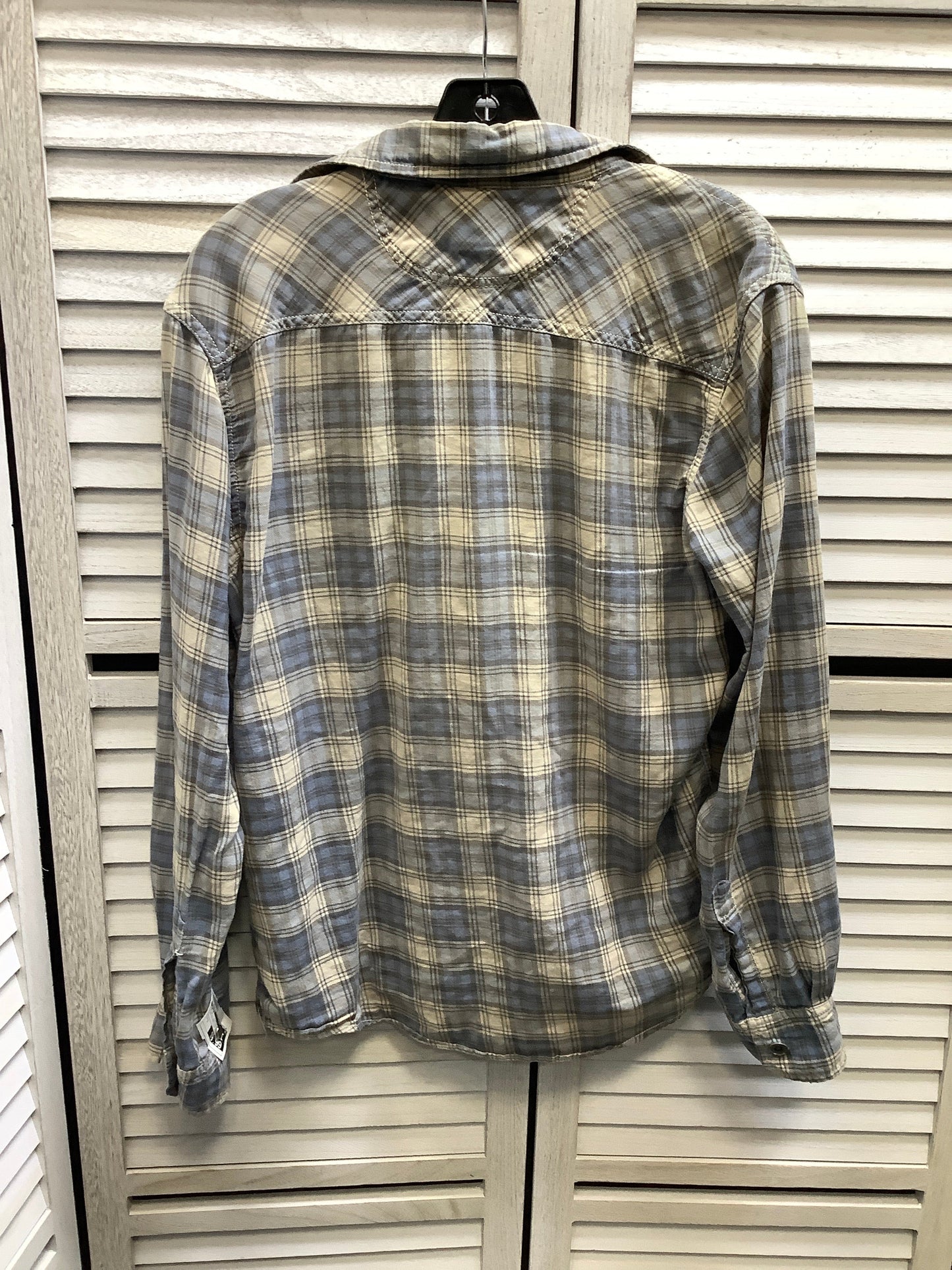 Top Long Sleeve By Converse In Plaid Pattern, Size: S