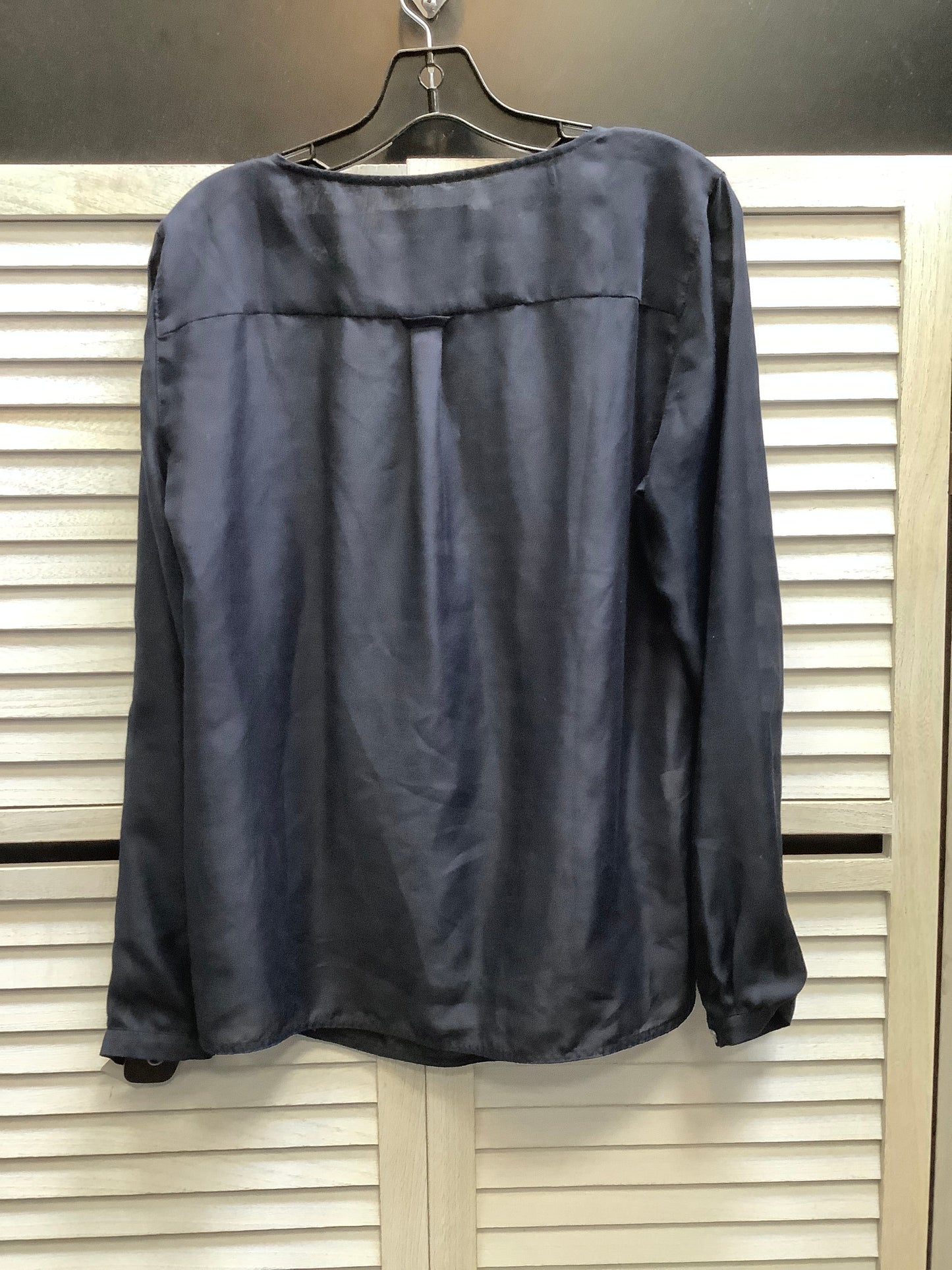 Top Long Sleeve By Loft In Black, Size: M