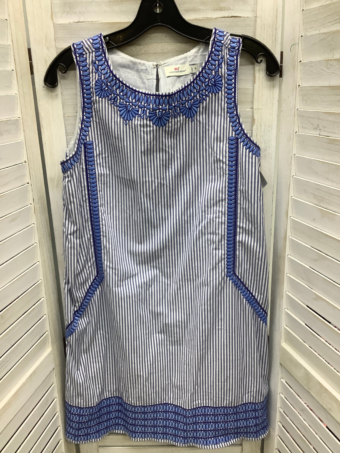 Dress Casual Short By Vineyard Vines In Blue, Size: 4