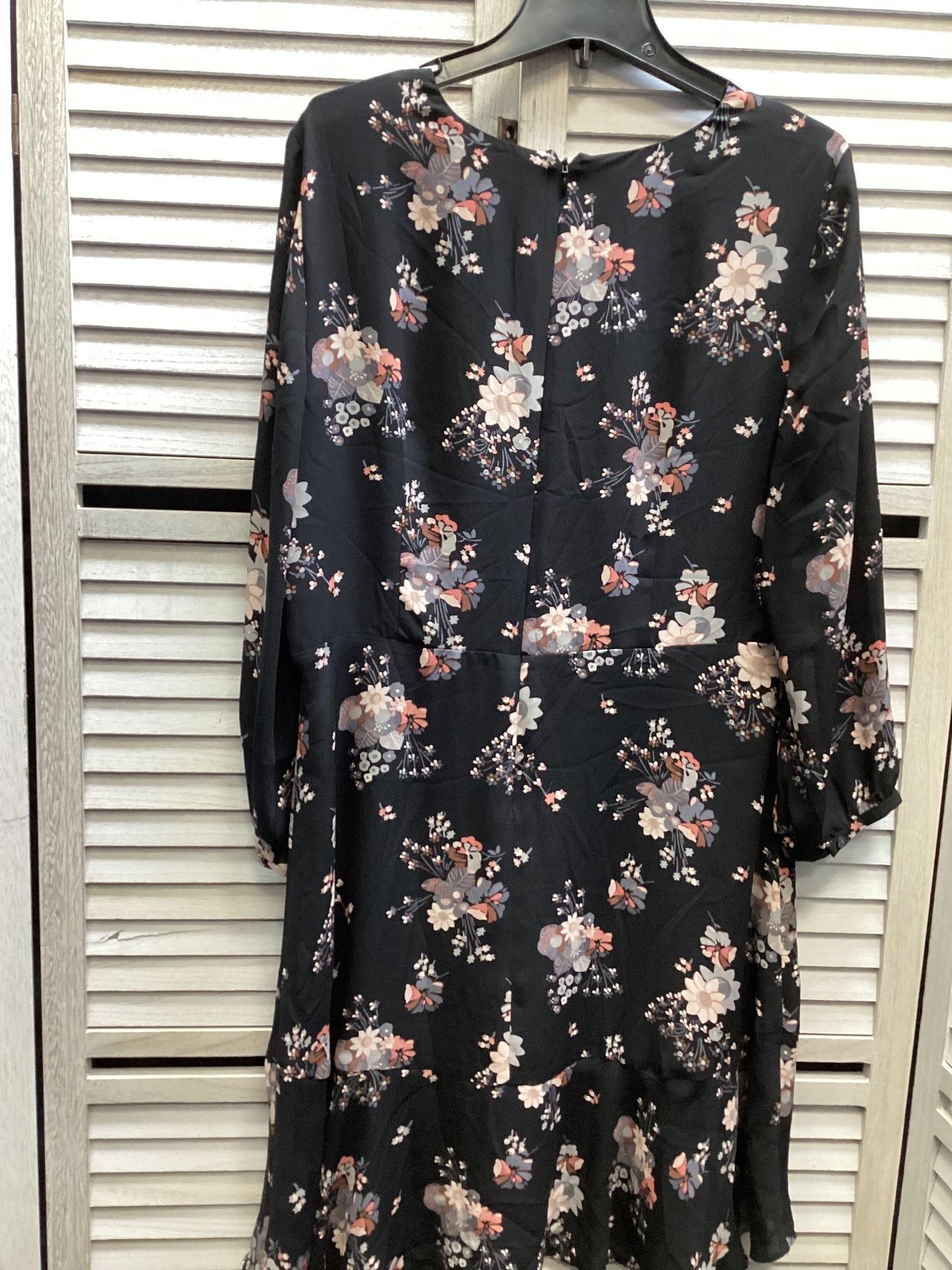 Dress Casual Midi By Loft In Floral Print, Size: 14