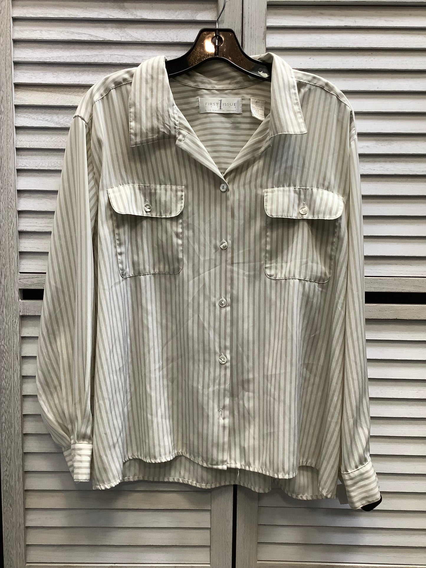 Top Long Sleeve By Liz Claiborne In Tan, Size: 16