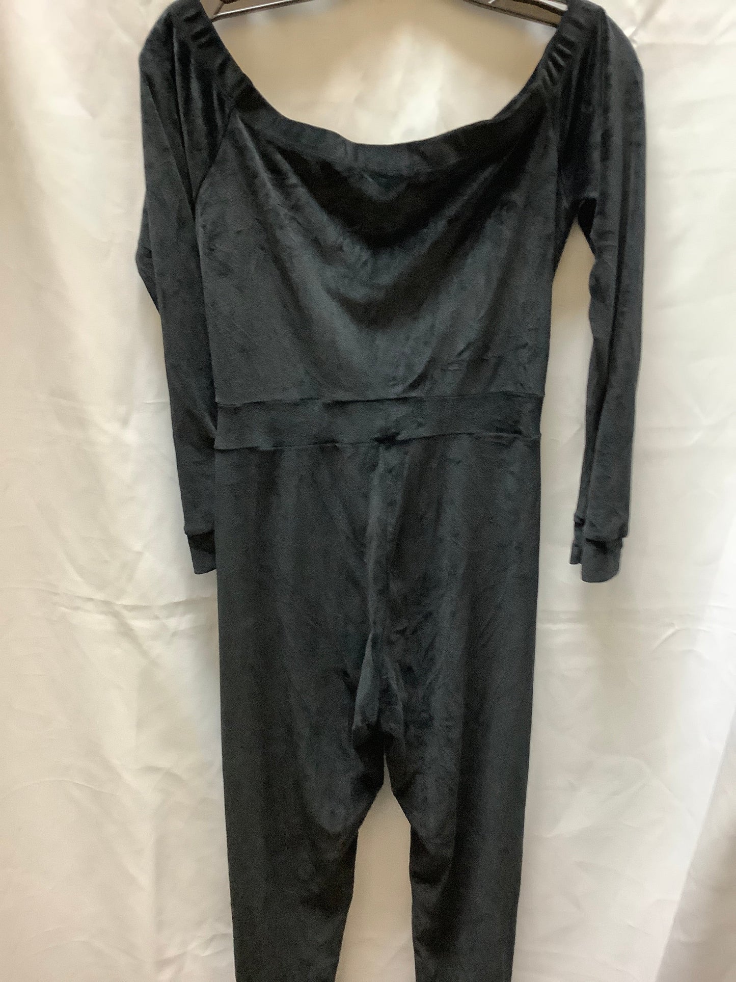 Jumpsuit By Fashion Nova  Size: M