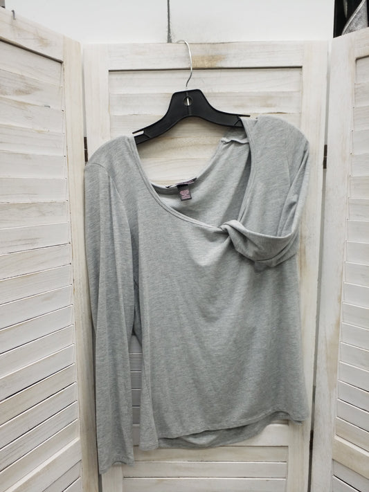 Top Long Sleeve By Victorias Secret  Size: L