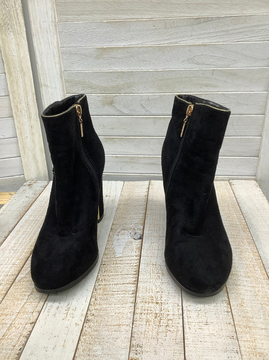 Boots Ankle Heels By Clothes Mentor  Size: 6