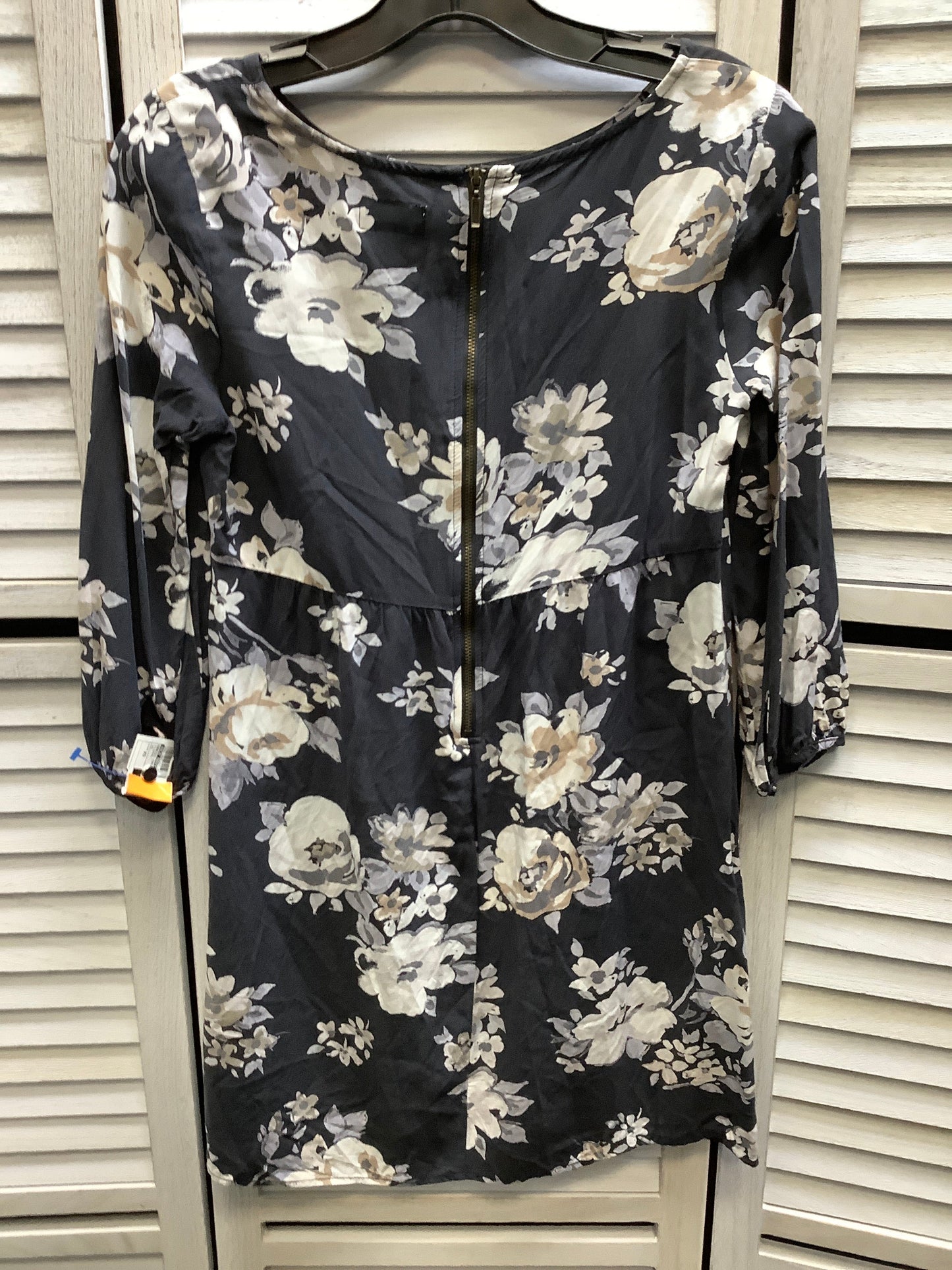 Dress Casual Short By Old Navy In Floral, Size: Xs